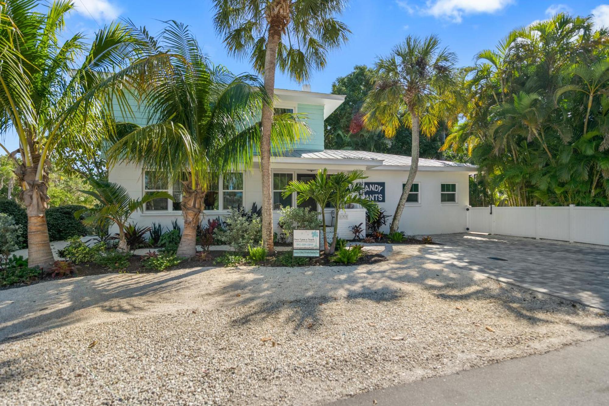 Sandy Pants - Designer Beach Chic Home Steps To Beach Backyard Oasis W Heated Pool Anna Maria Eksteriør bilde